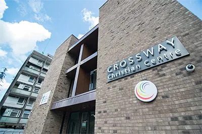 Crossway基督教中心用利来国际下载将人们聚集在一起